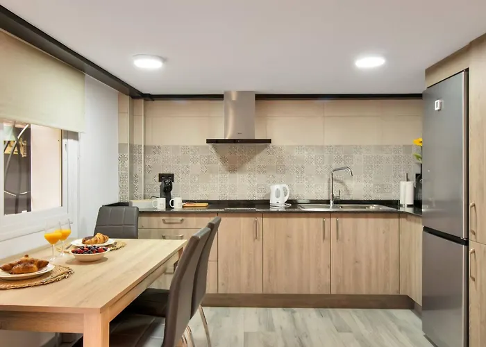 Апартаменти Moderno Loft En El Corazon Historico De - Casa Pepita 17 Естепона