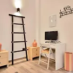 Moderno Loft En El Corazon Historico De - Casa Pepita 17 Estepona