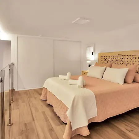 Апартаменти Moderno Loft En El Corazon Historico De - Casa Pepita 17 *