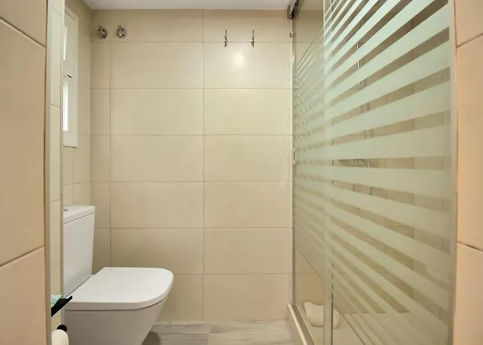 Moderno Loft En El Corazon Historico De - Casa Pepita 17 Daire Estepona